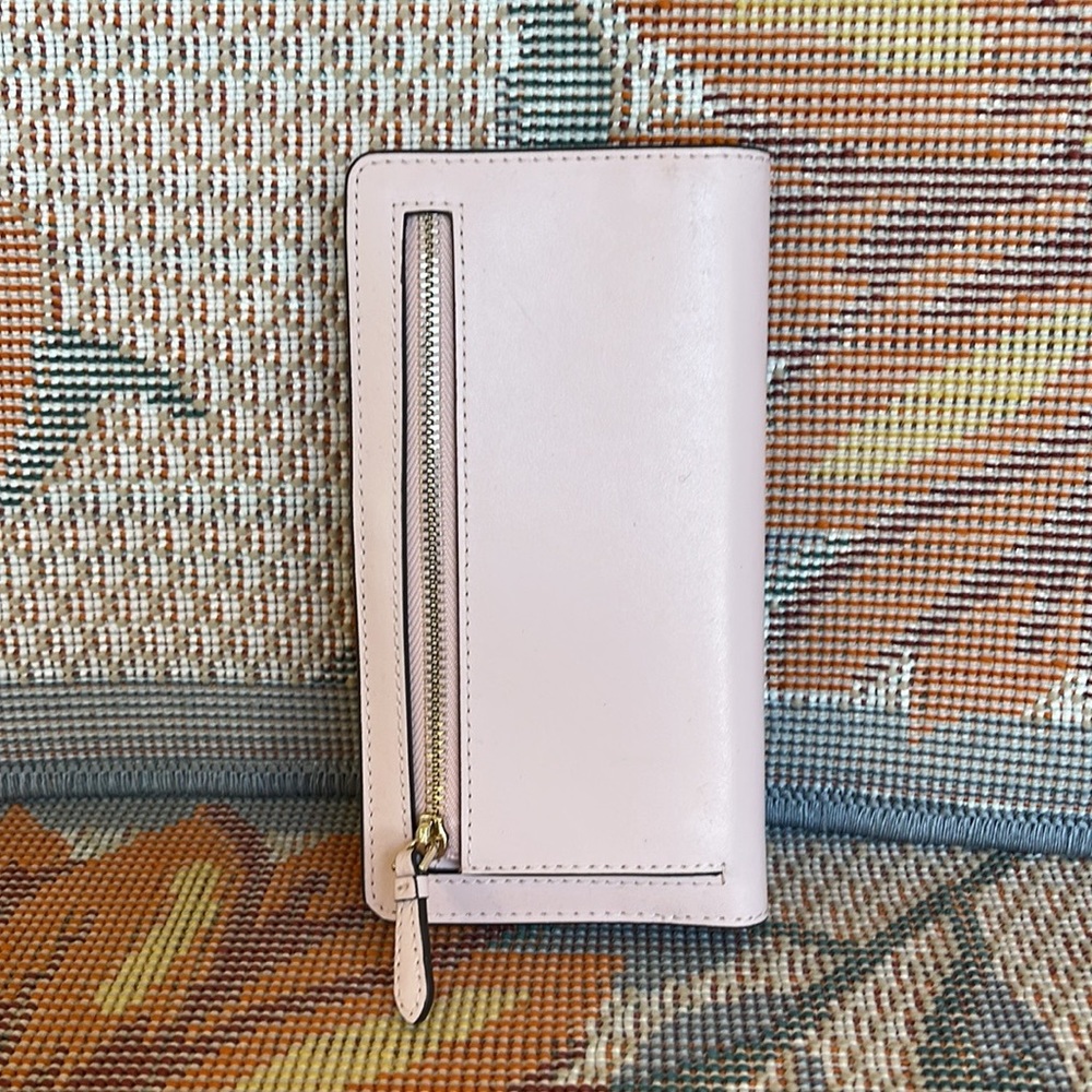 Kate Spade Schuyler Large Slim Bifold Wallet Clutch 
Chalk Pink 
NWT - Picture 14 of 16